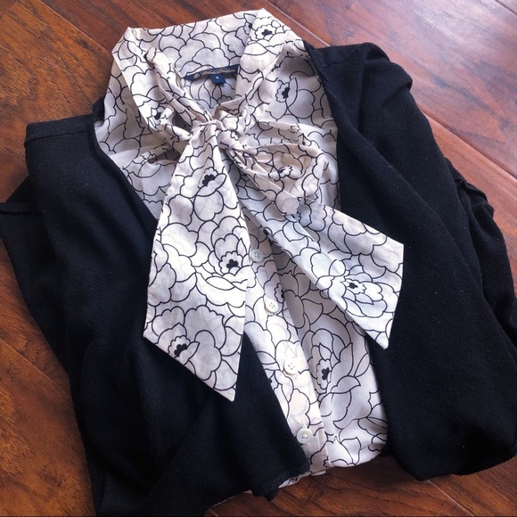 SOLD | Brooks Brothers | Floral Blouse - Picture 4 of 7